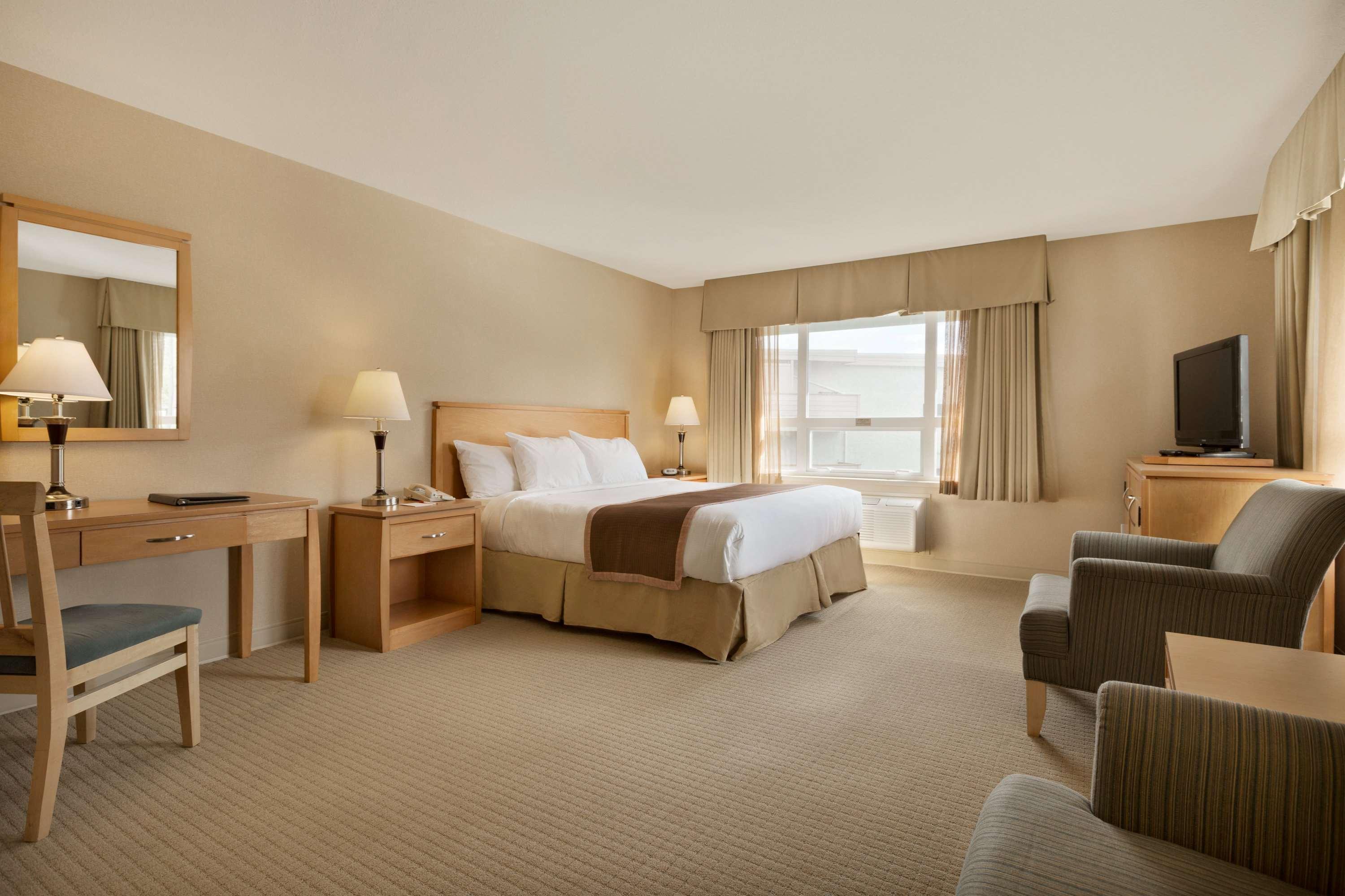 Ramada By Wyndham Nanaimo Hotel Ngoại thất bức ảnh